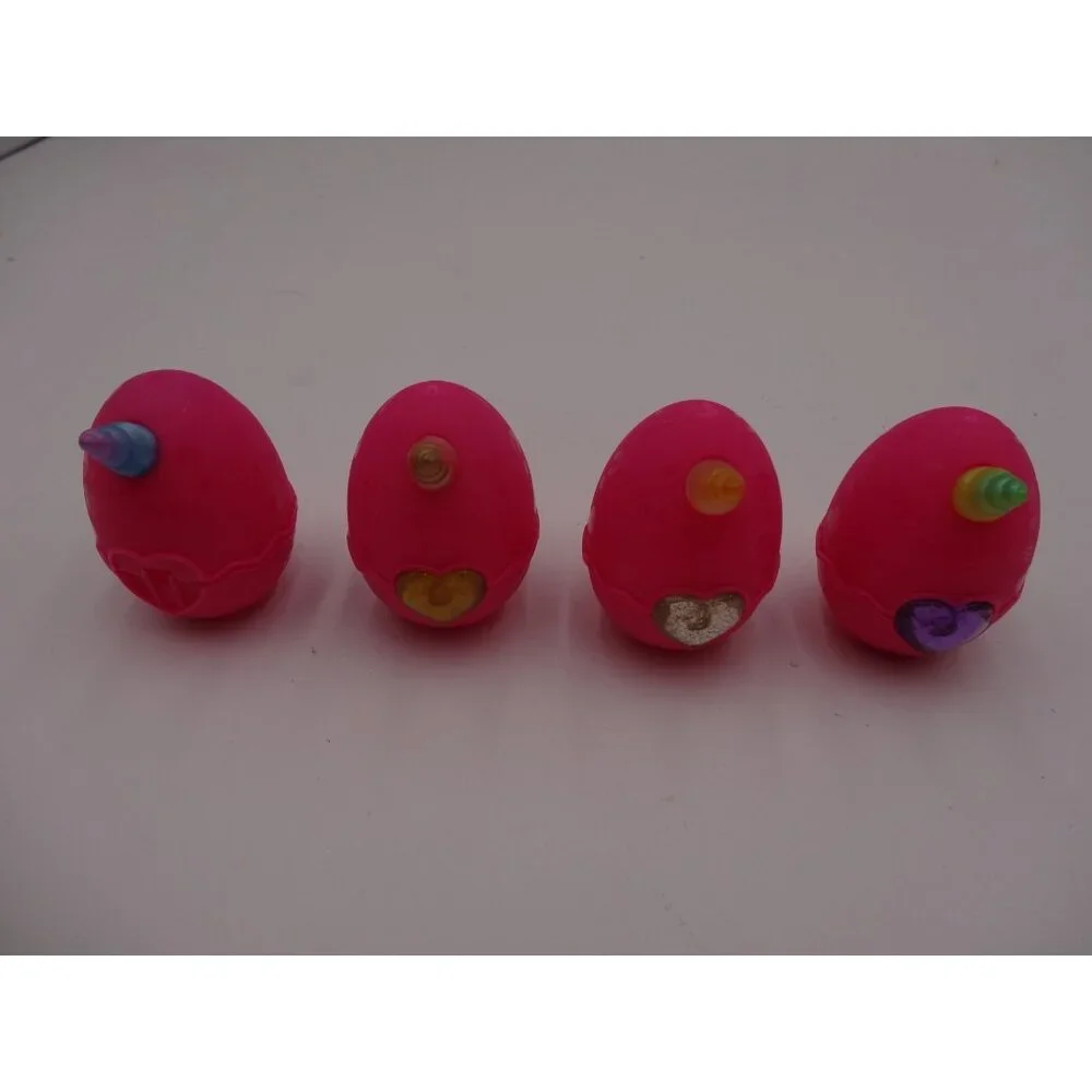 Rainbocorns Itzy Glitzy Surprise Mini Figure 4 Egg's With 4 Figures and Accessor